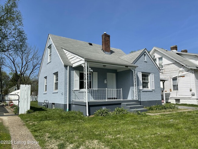 Building Photo - 1131 Brookline Ave