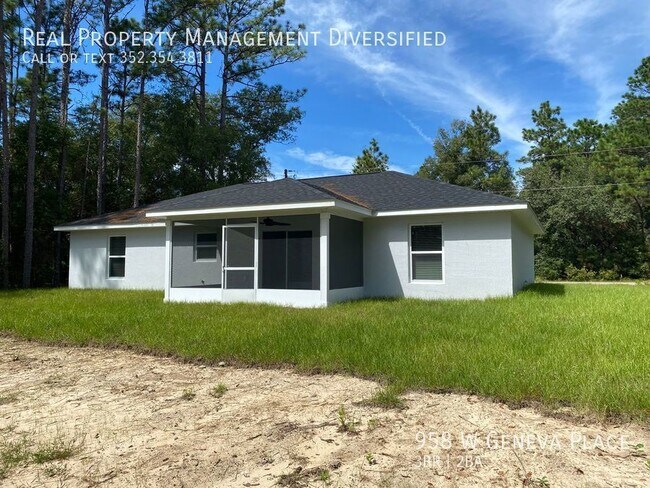 Building Photo - 958 W Geneva Pl
