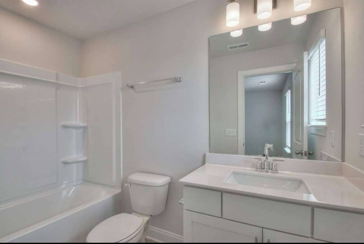 Building Photo - 1095 Holland Ridge Way