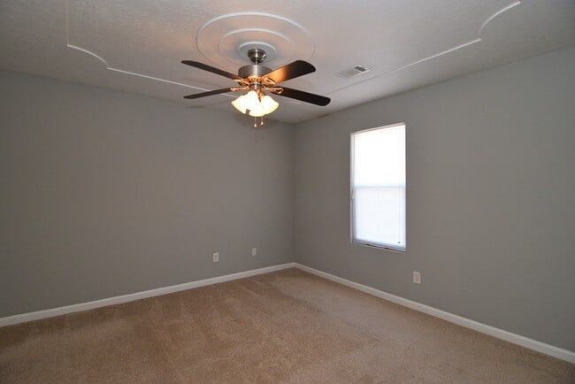 Building Photo - Granite - Stainless Steel - Fireplace - Fe...