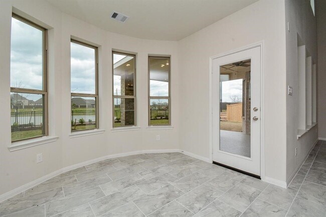 Building Photo - 923 Orange Zest Ln