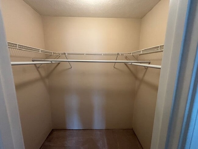 Building Photo - 3 Bedroom/2.5 Bath Townhome in Export, PA