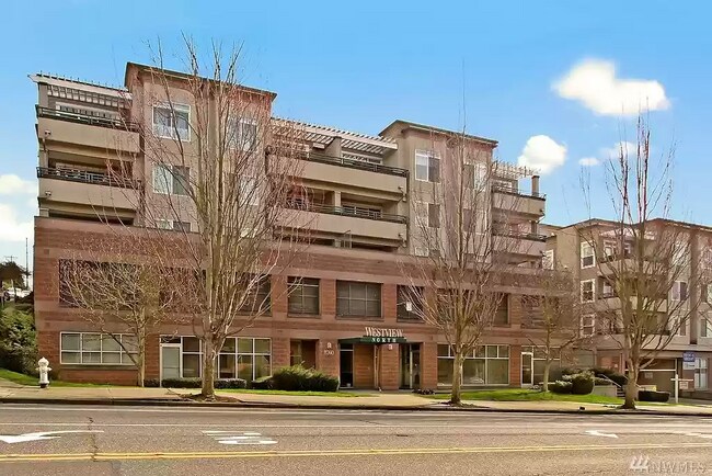 Building Photo - 8760 Greenwood Ave N