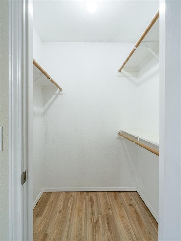 Building Photo - 13 Holly Dr