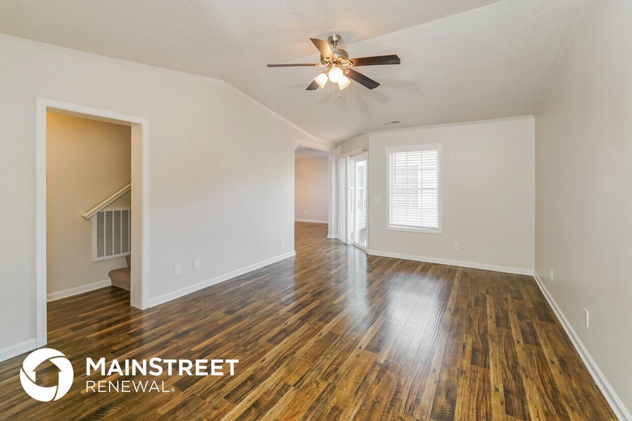 Building Photo - 10556 Lone Star Way