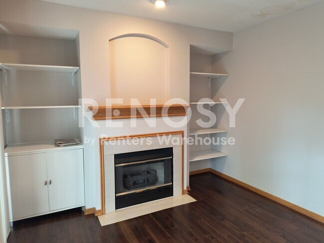 Building Photo - 787 Fairfield Cir