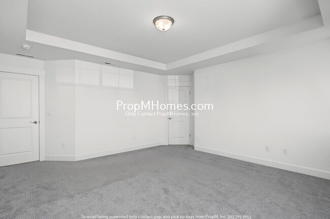 Building Photo - 3614 SE Nebula Ln