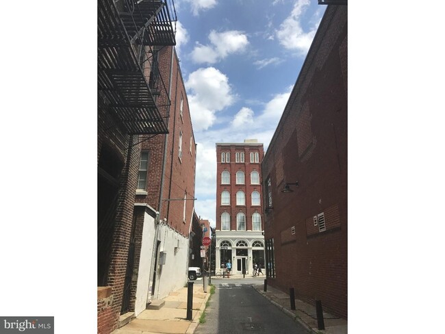 Building Photo - 52 N 2nd St