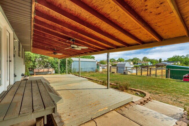 Building Photo - 2175 S 150 W