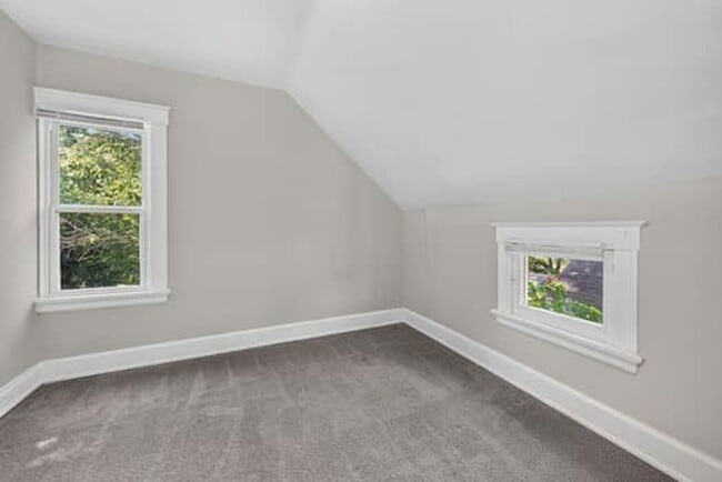 Building Photo - 3819 St Martins Pl