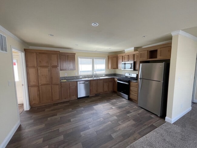 Building Photo - 4200 Maslona Dr