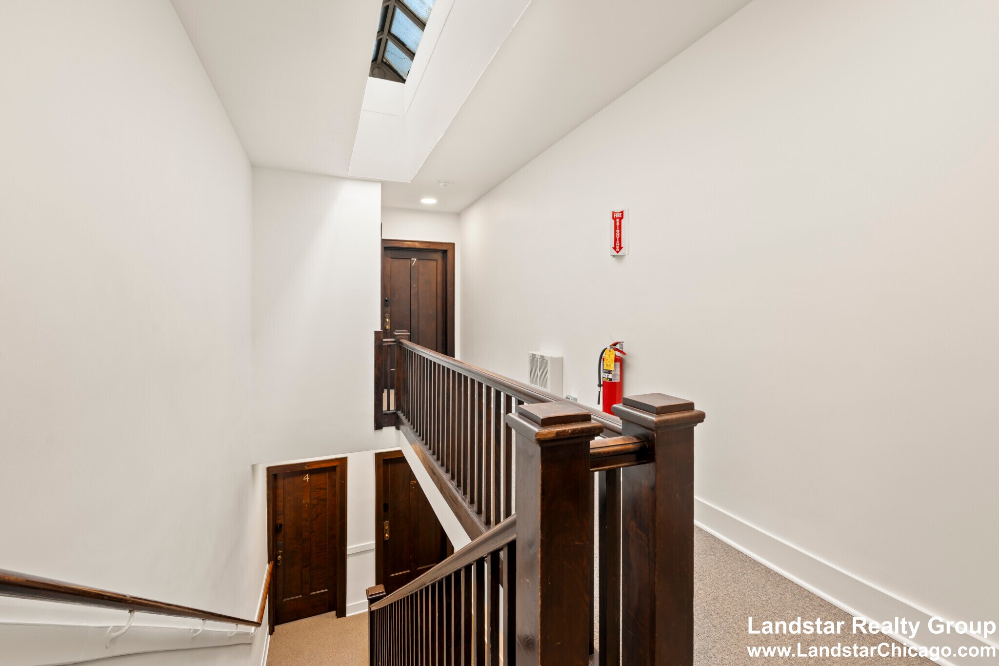 Building Photo - 1241 Chicago Ave