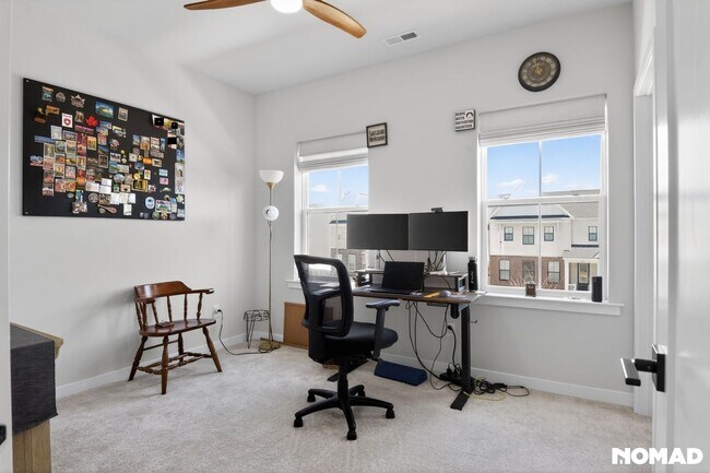 Building Photo - 139 S Lore's Landing Rd