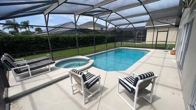 Building Photo - 16628 Palm Spring Dr