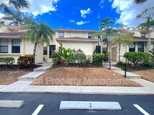 Building Photo - 15051 Parkside Dr