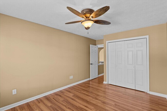 Building Photo - 229 Nicklaus Ct