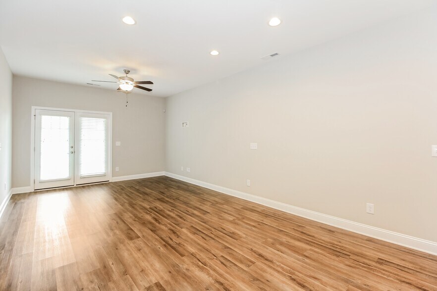 Building Photo - 3775 Summer Bay Trl