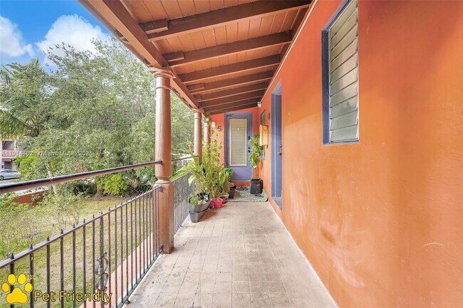 Building Photo - 12287 NE 7th Ave