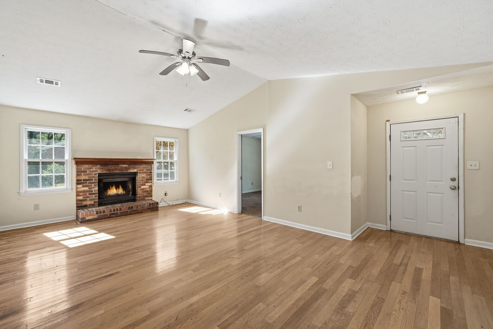 Building Photo - 305 Belmont Farms Dr