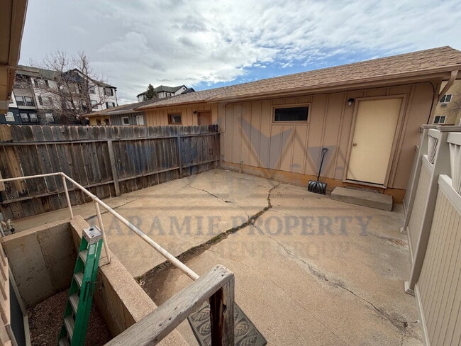 Building Photo - 1080 N 18th St