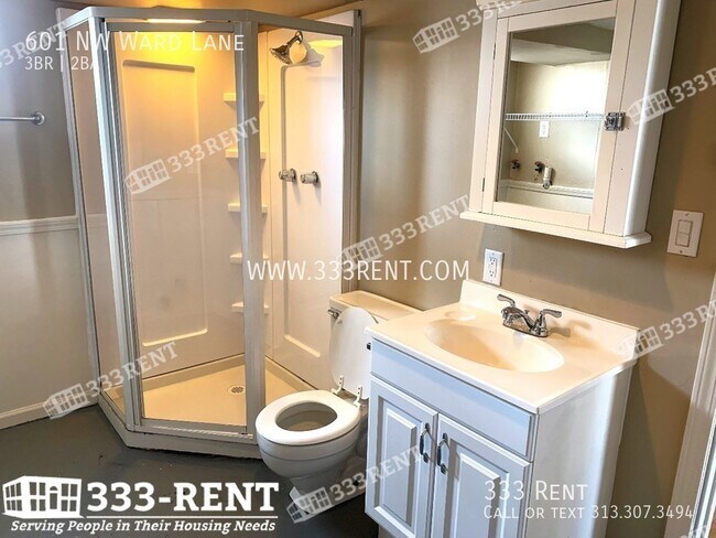 Building Photo - You'll be able to move around in this one ...