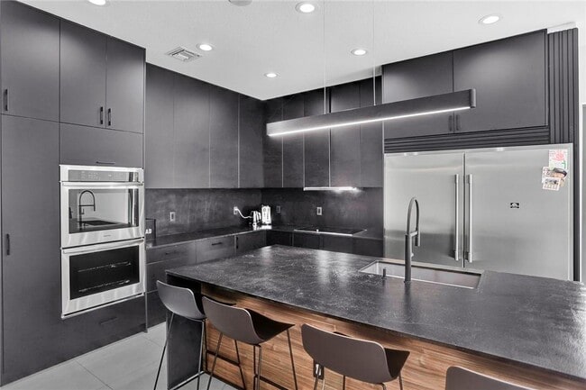 Building Photo - 4092 NW 88th Ter