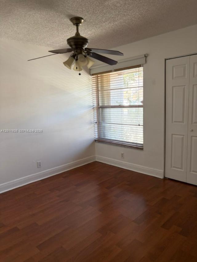 Building Photo - 667 Woodgate Ln