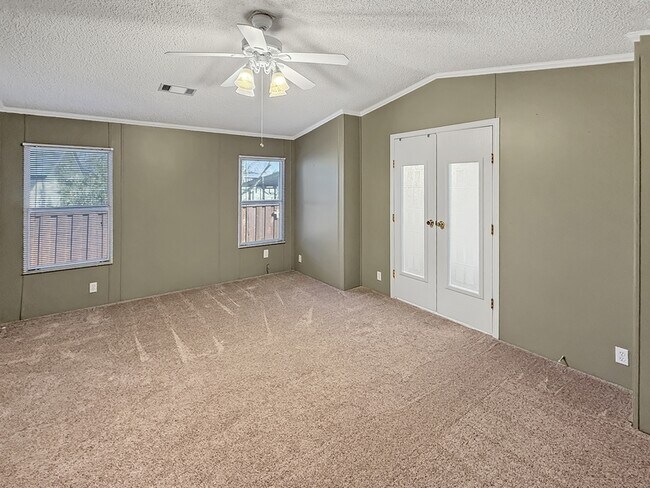 Building Photo - 6505 Christa Ct