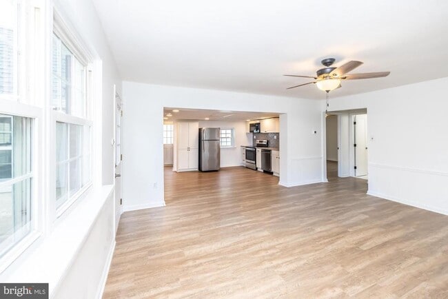 Building Photo - 405 Edgewood Ave