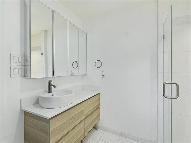 Building Photo - 1023 Piping Rock Ln