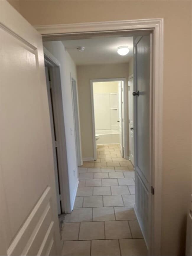 Building Photo - 20139 Linden Spruce Ln