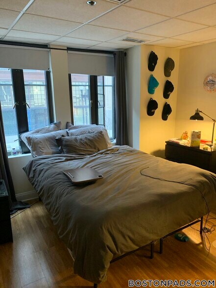 Building Photo - 62 Boylston St