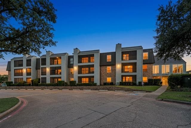 Building Photo - 11480 Audelia Rd