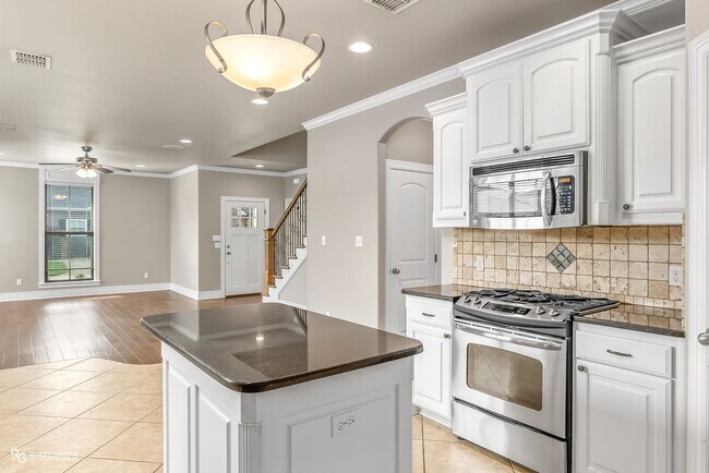 Building Photo - Beautiful home in North Bossier!
