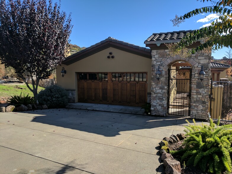 Street View - 21 Pinnacle Peak St