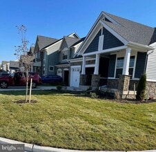 Building Photo - 725 Coastal Ave