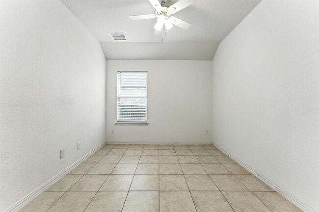 Building Photo - 237 Red Granite Dr