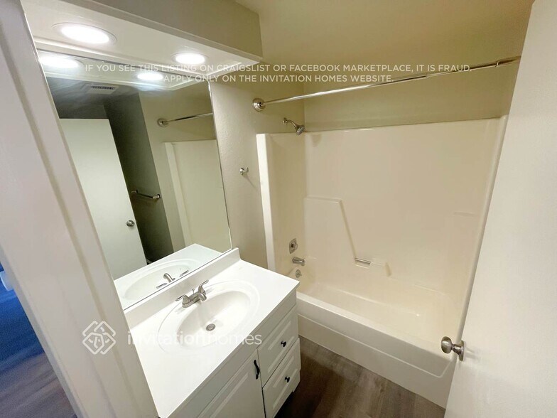 Building Photo - 4005 SW 328th St