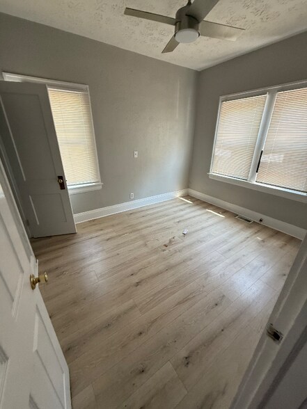 Building Photo - 13509 Edgewood Ave