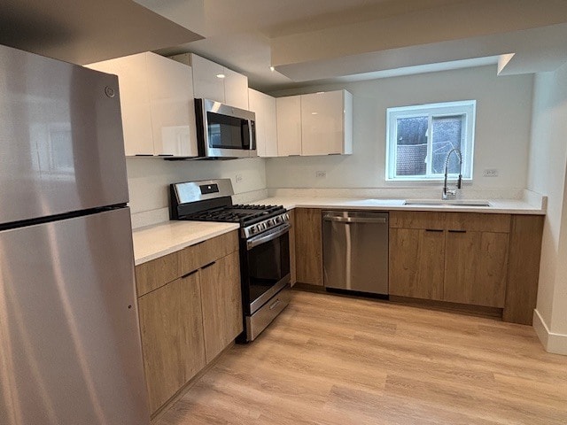 Building Photo - 4814 N Kedvale Ave