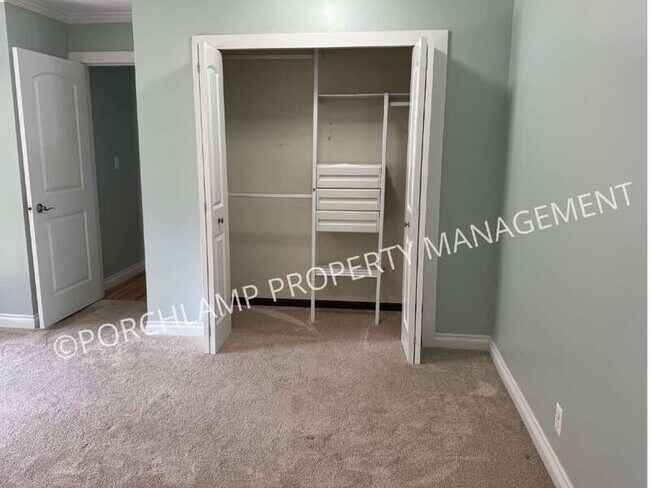 Building Photo - 17460 Dunewood Ct