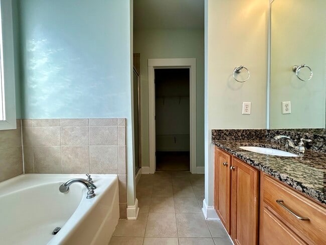 Building Photo - 1920 Lela Avenue