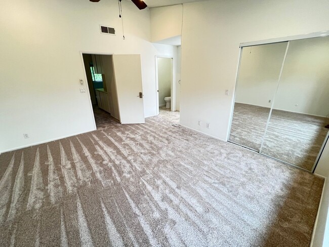 Building Photo - Lovely 4 Bed 3 Bath Brea Home With SOLAR