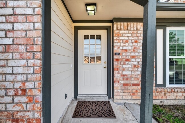 Building Photo - 6515 Morrisglen Ct