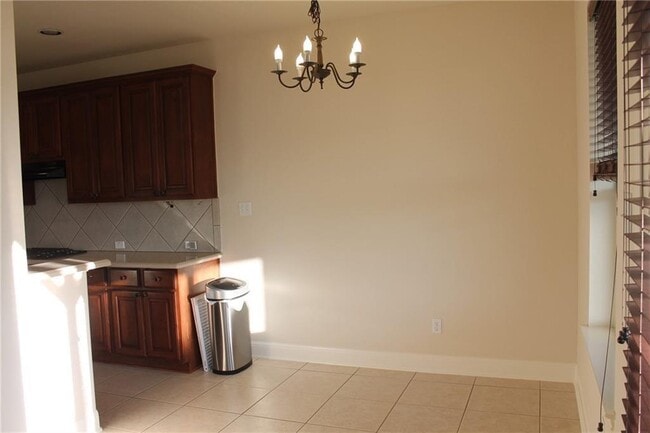 Building Photo - 2513 Rusk Ct