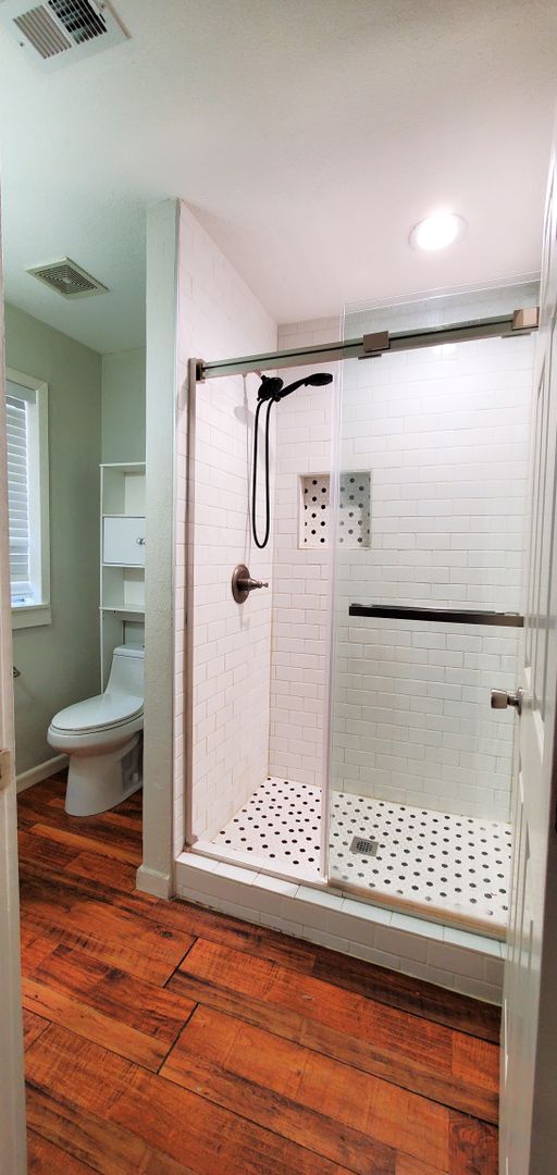 Building Photo - Nostalgic Charm Awaits - Spacious Home on ...