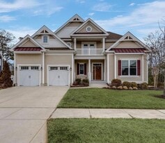 Building Photo - 33916 Darlington St