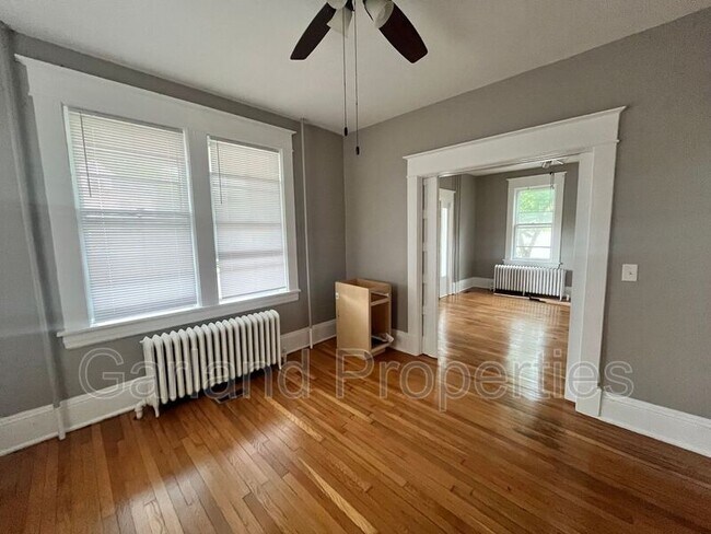 Building Photo - 833 Wasena Ave SW