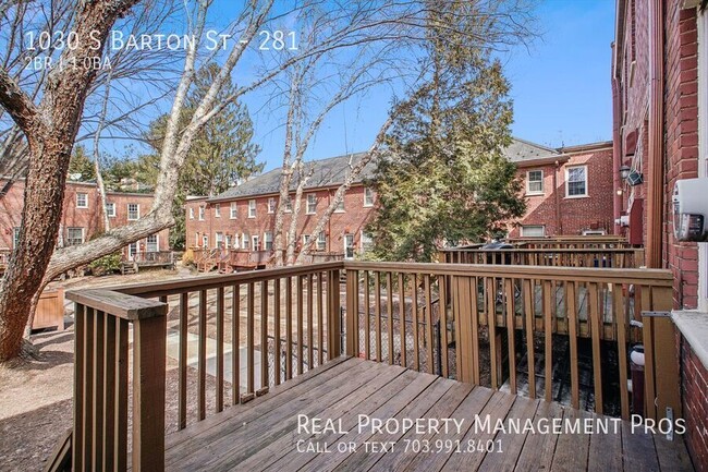 Building Photo - Sunny & Spacious Arlington Village TH- Ste...