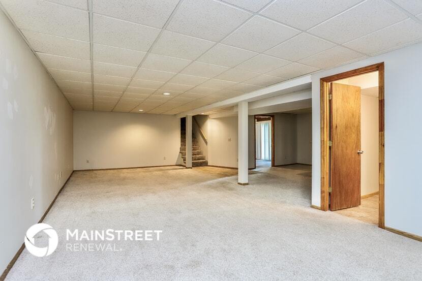 Building Photo - 281 Kings Dr